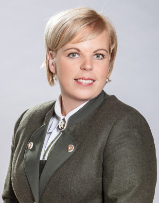Malatincova2